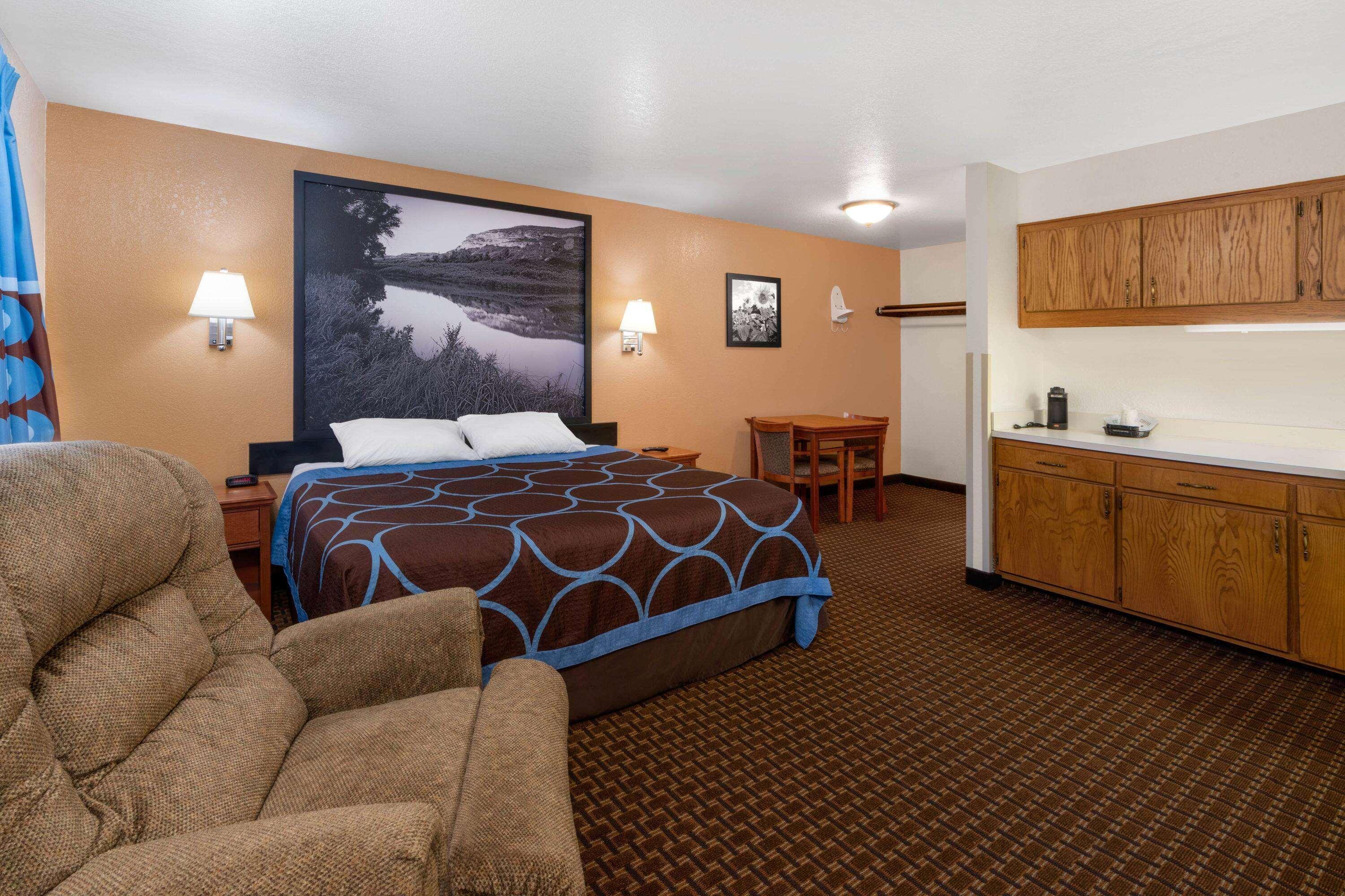 Super 8 By Wyndham